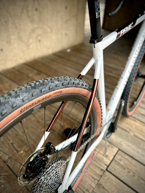 Battaglin Pavé in white and bronze chrome, built at In Velo Veritas in Old Sacramento