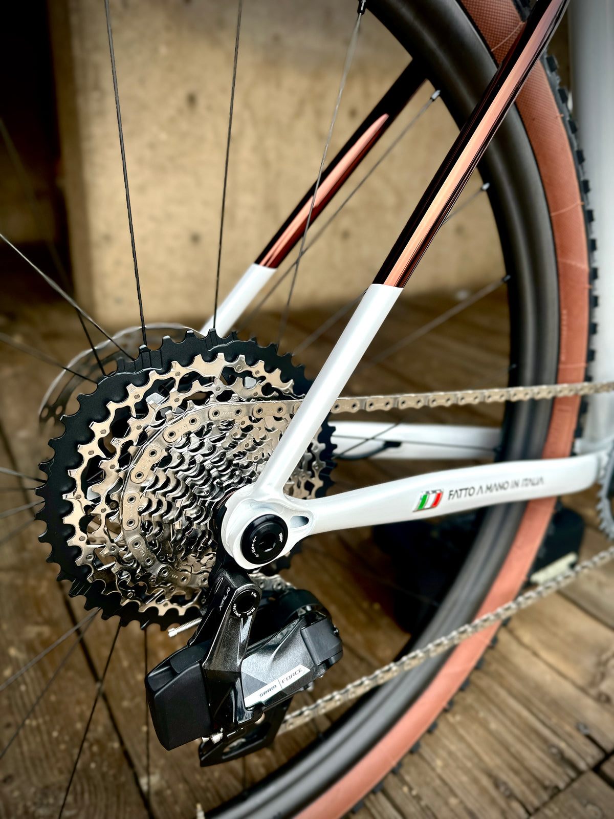 Battaglin Pavé — White and Bronze Chrome