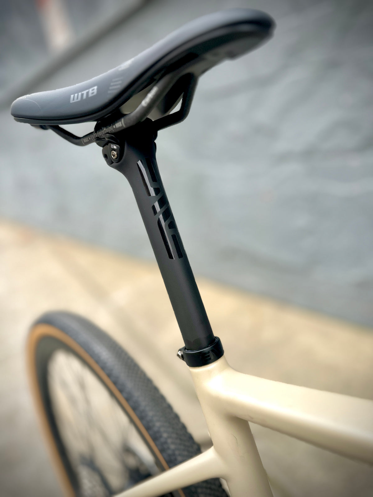 Enve MOG — Sand