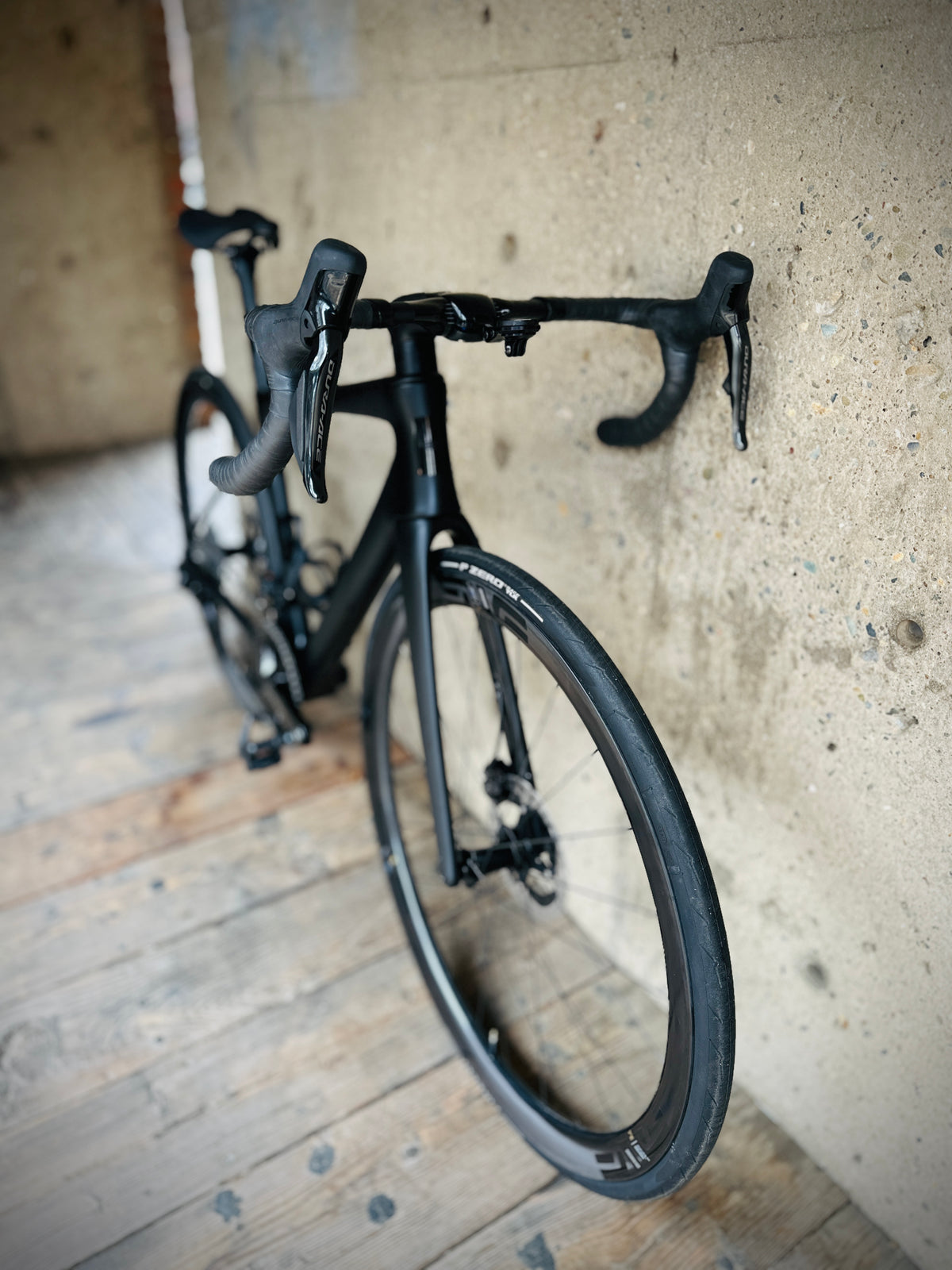 Enve Melee — Black