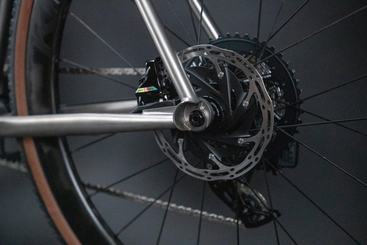 Ritte SaTir — Navy and Grey Fade