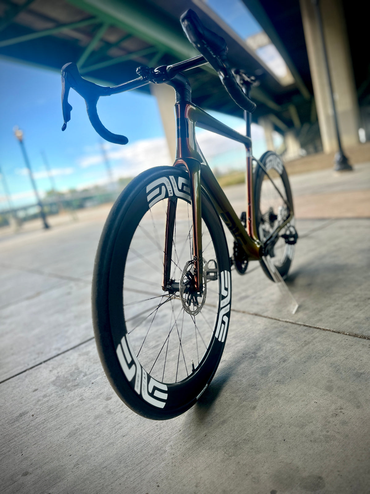 Enve Melee in Poison Apple, built at In Velo Veritas in Old Sacramento