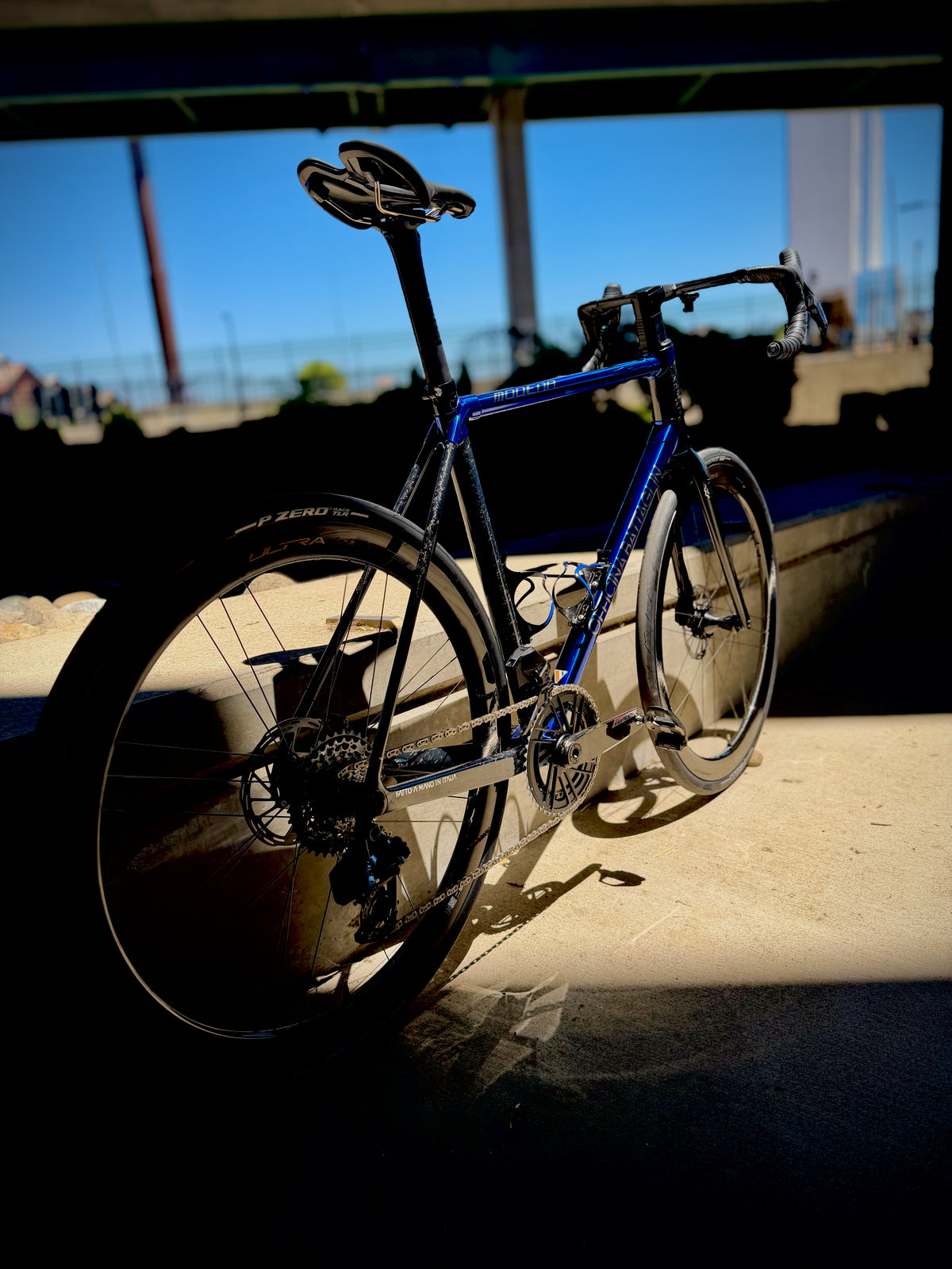 Battaglin Modena — Blue Cromovelato