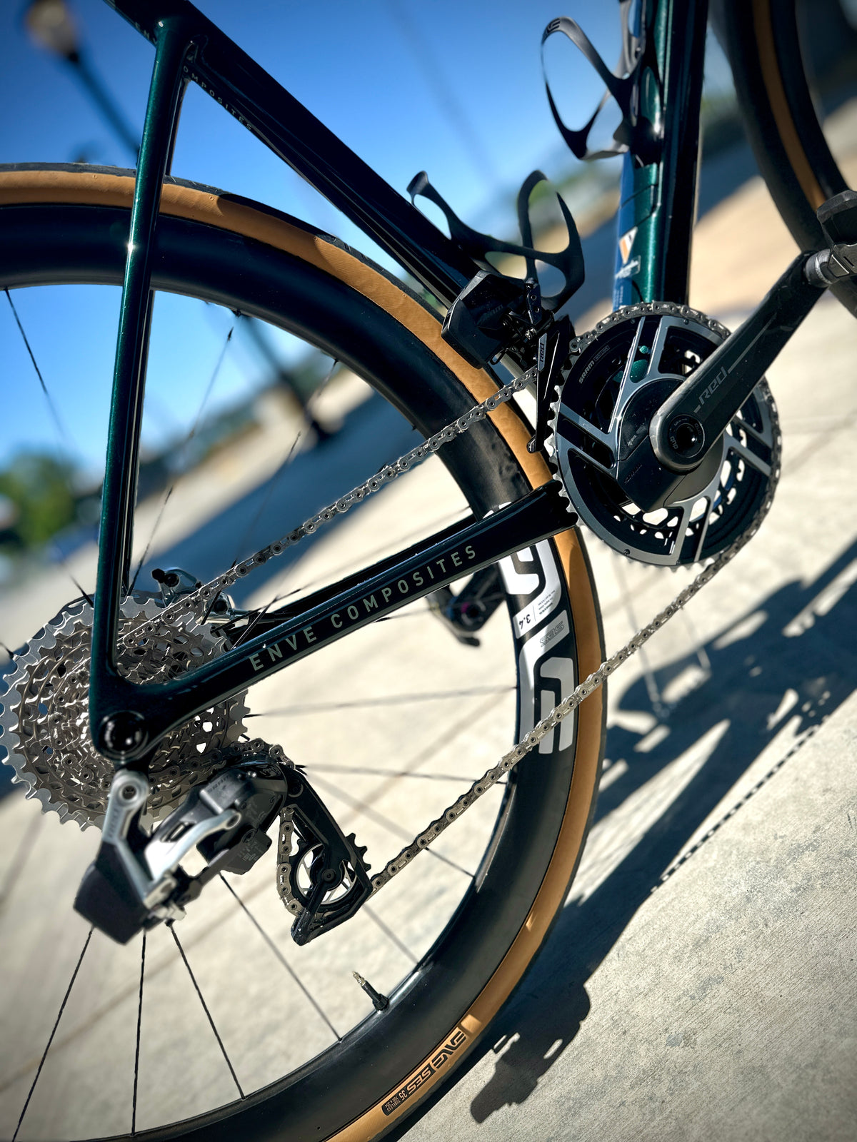 Enve Fray in British Racing Green, built at In Velo Veritas in Old Sacramento